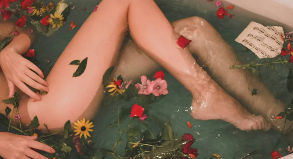 İNTERNET ESTETİKLERİ BİZDEN NE GÖTÜRÜYOR?