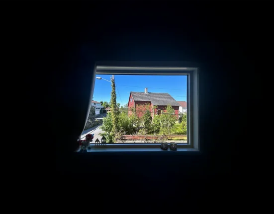 9 DÜNYANIN ORTASINDA BİR YER