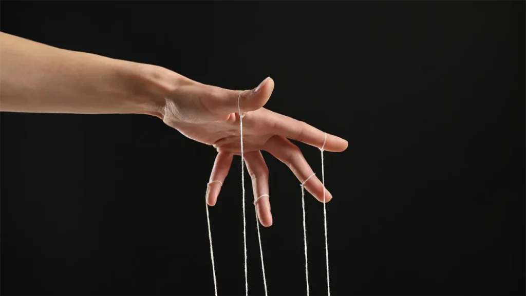 MANİPÜLASYONUN MASKELERİ