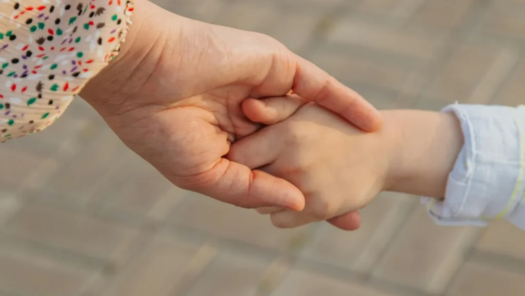 PARENTİFİKASYONUN GÖLGESİ: YETİŞKİNLİKTE GÖRÜLEN İZLER