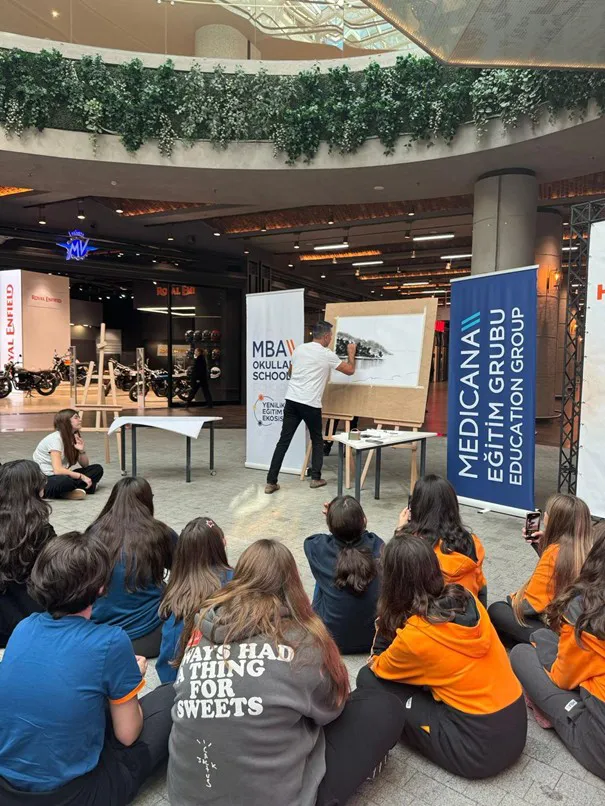 Tarihi Bir Mekânda Sanat Coşkusu