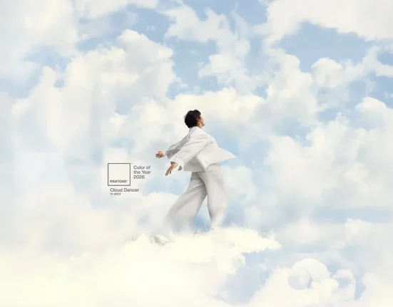 Cloud Dancer: Dijital Çağın Hafifliği ve Bulutların Yeni Estetiği