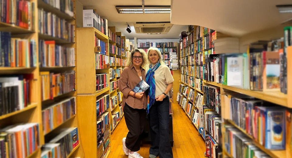 90’LARDAN ÇIKIP GELEN DERİN VE HÜZÜNLÜ BİR HİKÂYE: RÜYAYA BENZER