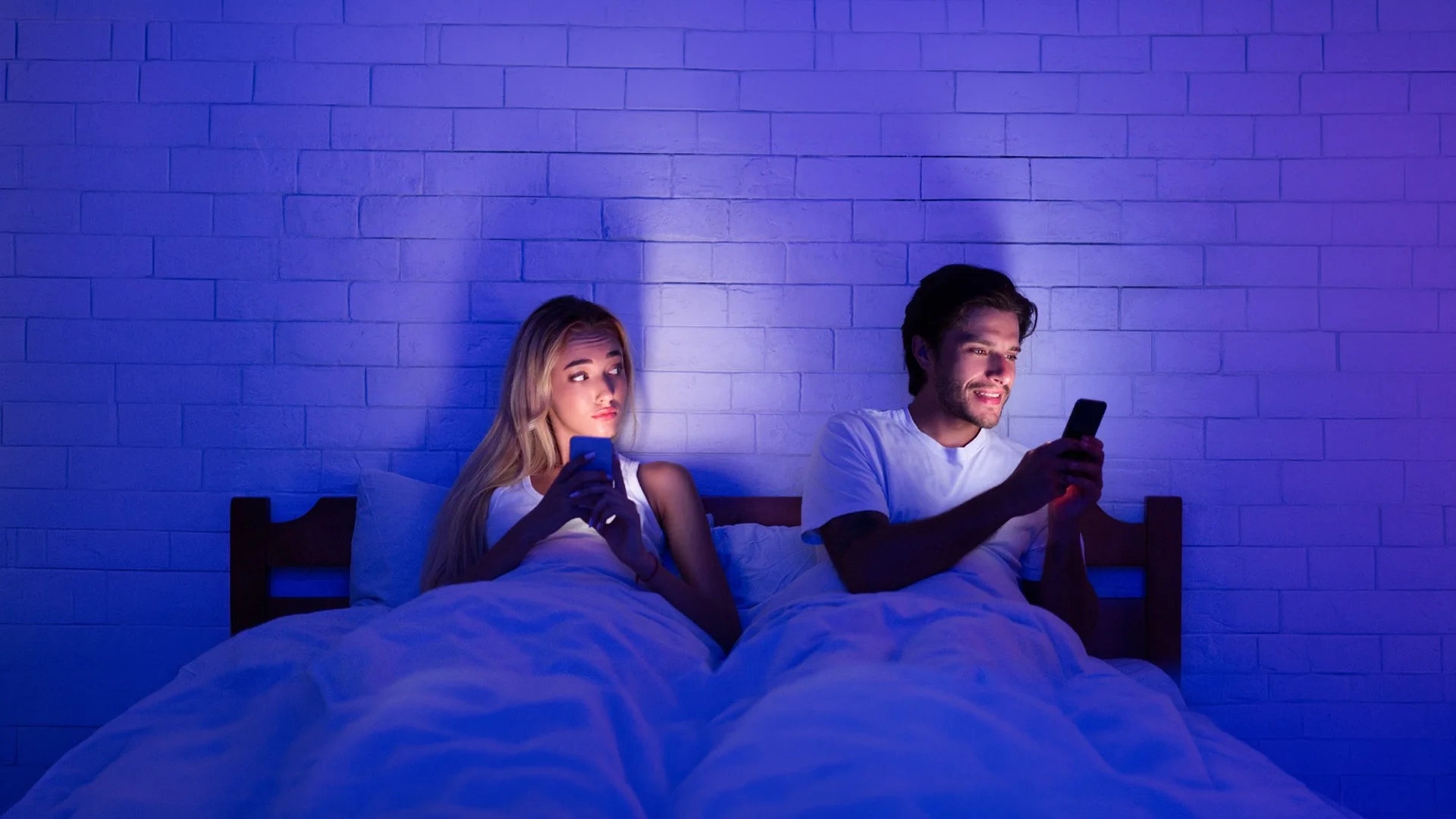 Mikro Aldatma: Sadakatin Yeni Gri Alanları